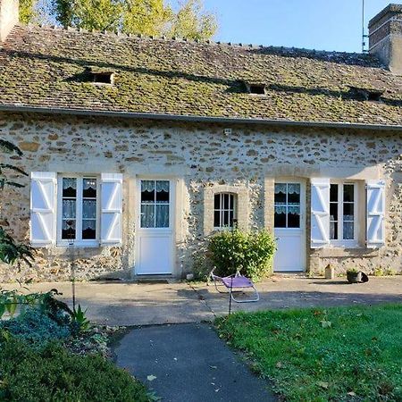 "Reves De Gamins", Gite De Campagne "La Camusiere" Proche Du Pole Europeen Et 24H Champagne  Exterior photo